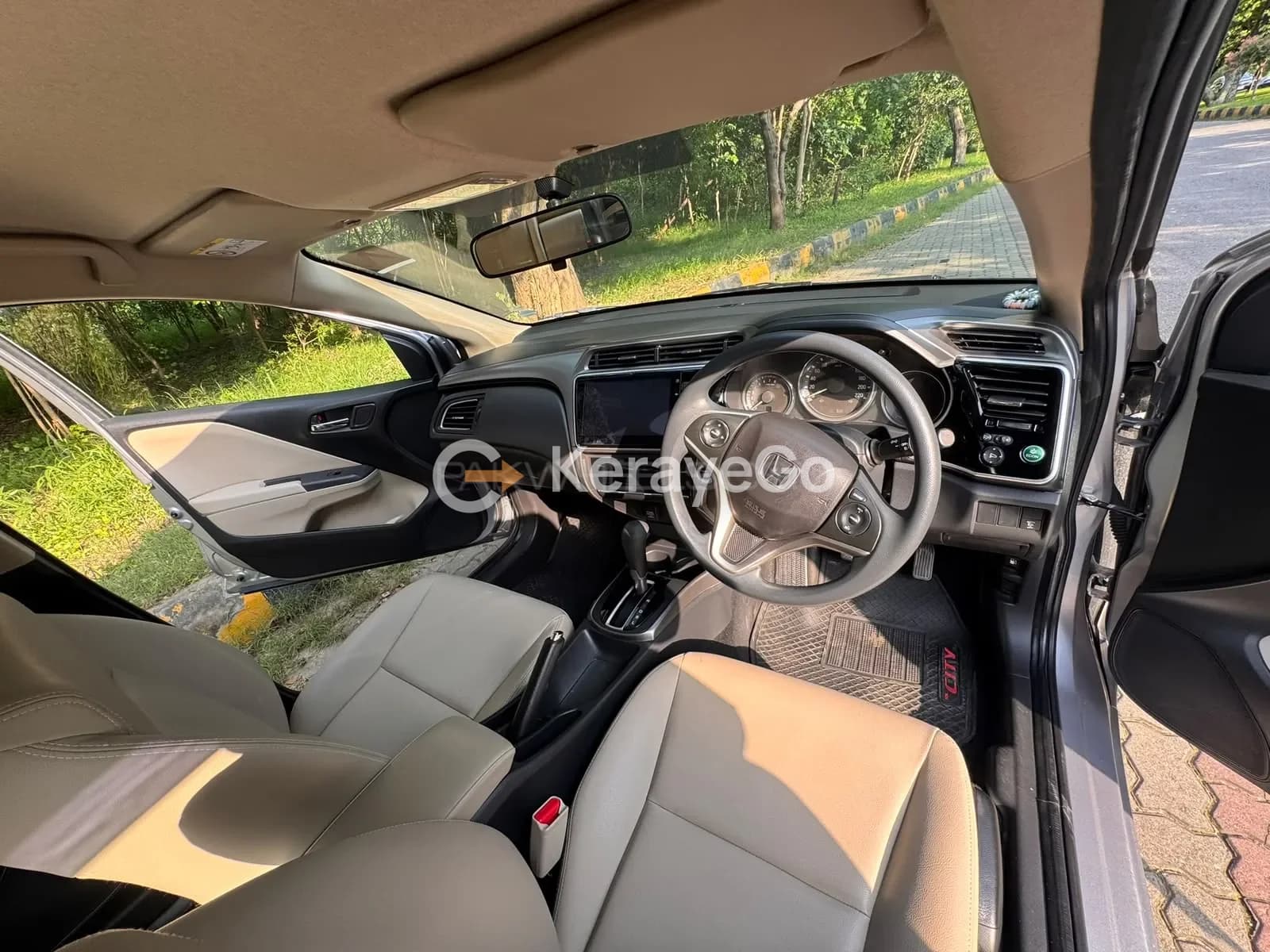2024 Honda City Aspire CVT for rent in Faisalabad, photo 3