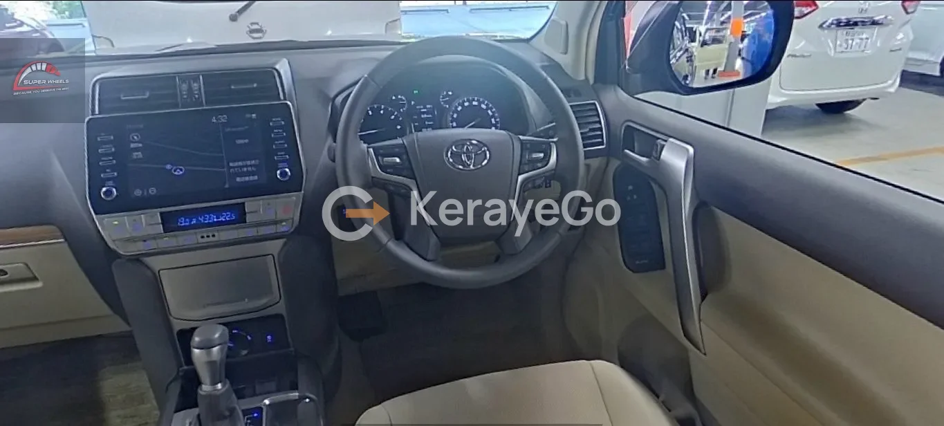 2023 Toyota Land Cruiser Prado for rent in Karachi, photo 3