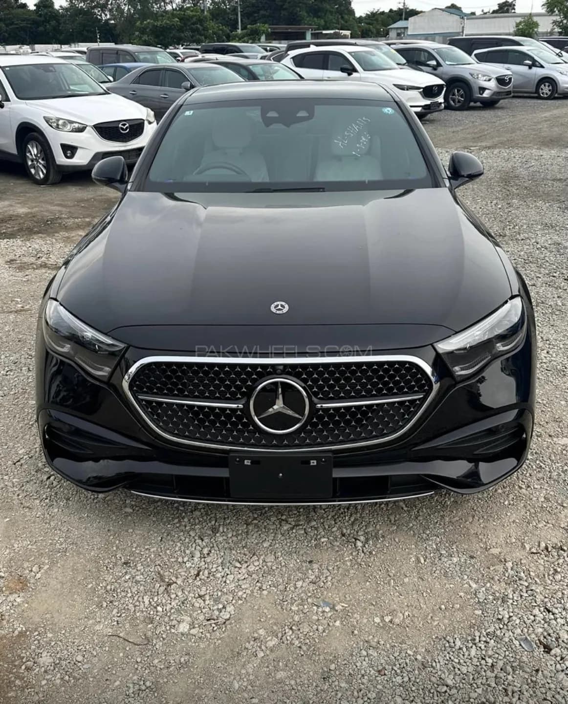 2024 Mercedes-Benz E200
