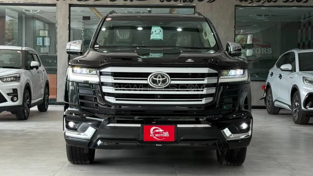 2024 Toyota Land Cruiser V8